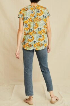 Renata Ecovero Blouse - Veranda Floral -Amour Vert 0607 Renata Ecovera Veranda Floral 2579 web 95b55989 1f72 4542 9aa6 c43807ec6bf4