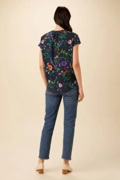 Renata Ecovero Blouse - Stella Floral Navy -Amour Vert 0607 Renata Stella Navy 3