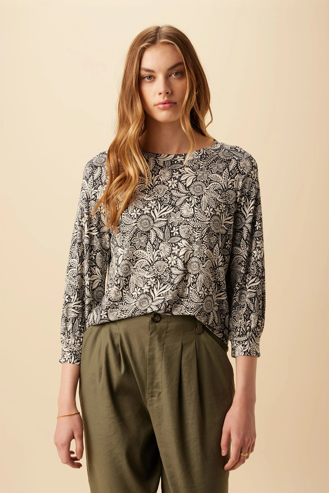 Issa Viscose Knit Tee - Nina Black 3 Issa Viscose Knit Tee - Nina Black