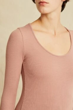 Itana Long Sleeve Dream Rib Tee - Quartz 9 Itana Long Sleeve Dream Rib Tee - Quartz -Amour Vert 9456 Itana Quartz 4162 web 6ba8512c 1a18 4d7c 948c 75b0450f44e0