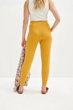 Skylar Dream Rib Joggers - Chai -Amour Vert 9687 Skylar Dream Rib Chai 1113 web 078679bd f54d 4f17 a2bc 7c913feb24c2